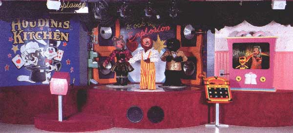 These photos are of the New Rock-afire Explosion. 